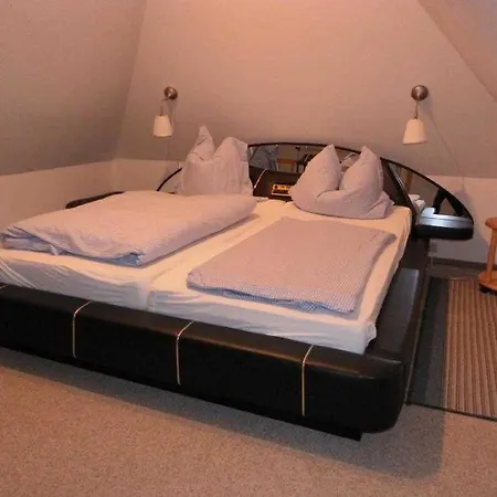 Fischerhaus Whg Sonnenaufgang * Neukloster